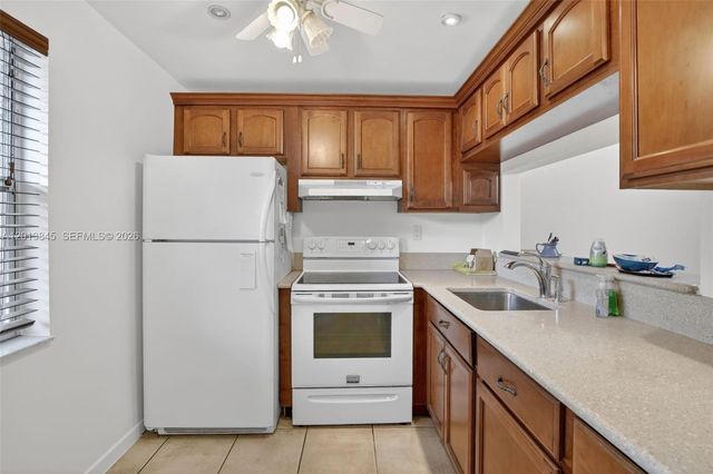 9090 Lime Bay Boulevard 203, Tamarac, FL 33321