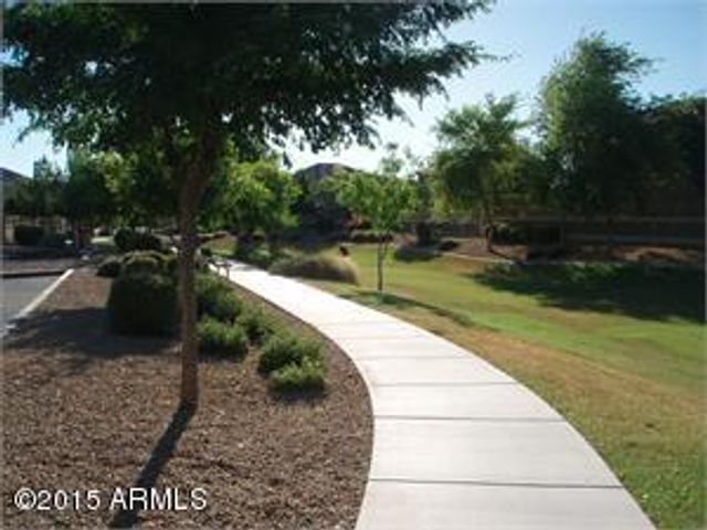 9681 N 82nd Lane, Peoria, AZ 85345