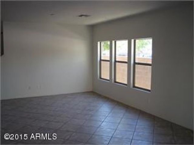 9681 N 82nd Lane, Peoria, AZ 85345