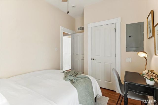 4322 Gibson Avenue, St Louis, MO 63110