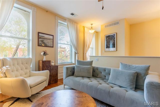 4322 Gibson Avenue, St Louis, MO 63110