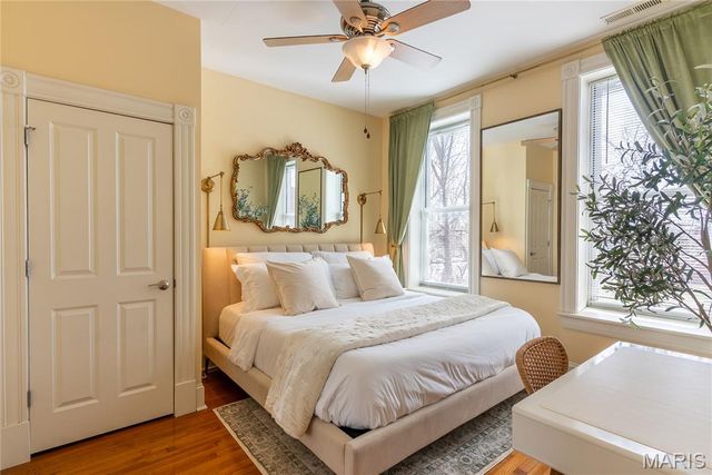 4322 Gibson Avenue, St Louis, MO 63110