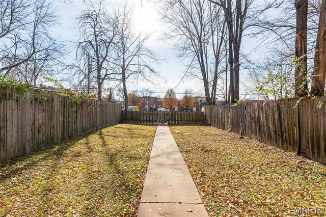 4322 Gibson Avenue, St Louis, MO 63110