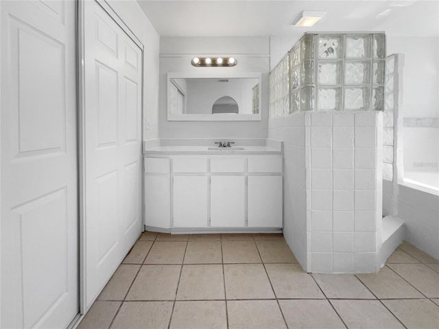 510 MARGARITA AVENUE, North Port, FL 34287