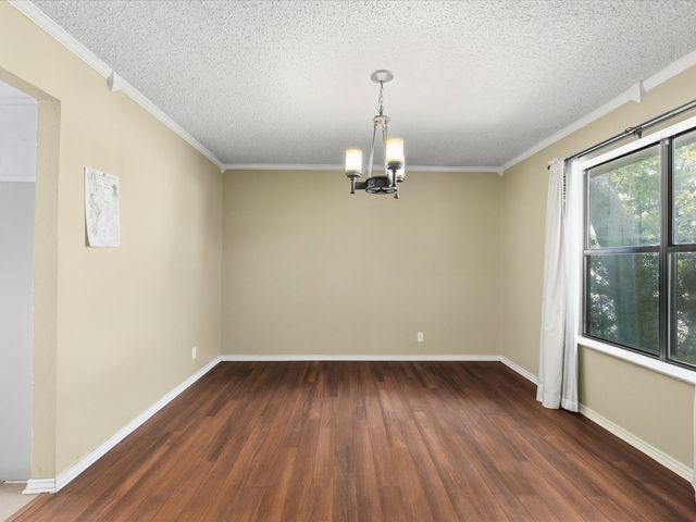 217 Colt Drive, Gainesville, TX 76240