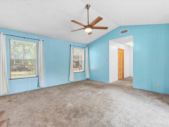 217 Colt Drive, Gainesville, TX 76240