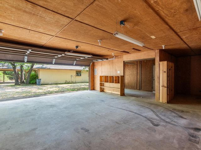 217 Colt Drive, Gainesville, TX 76240
