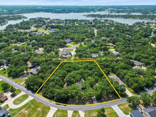 217 Colt Drive, Gainesville, TX 76240