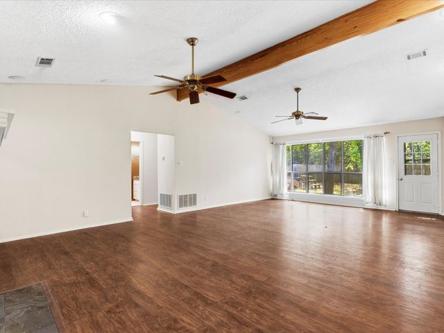 217 Colt Drive, Gainesville, TX 76240