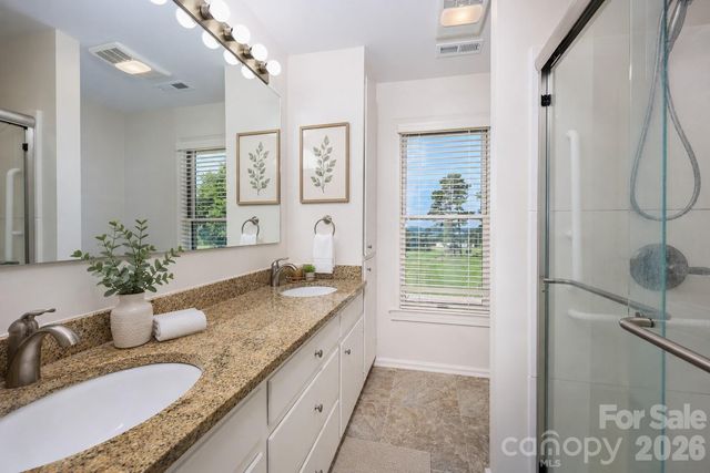 6350 Roscoe Road, Denton, NC 27239