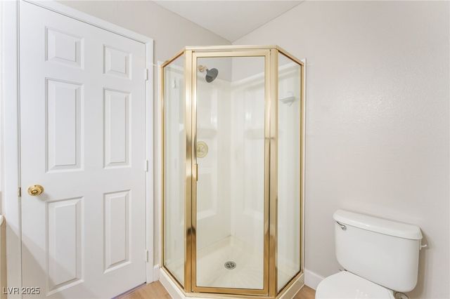 5401 Geneive Lane 101, Las Vegas, NV 89108