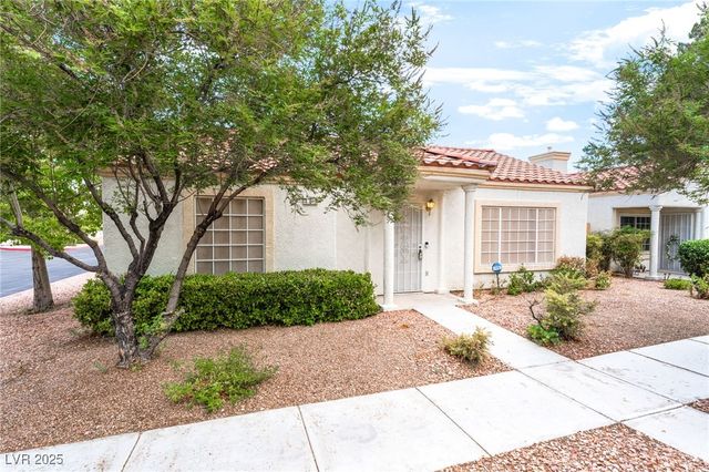 5401 Geneive Lane 101, Las Vegas, NV 89108