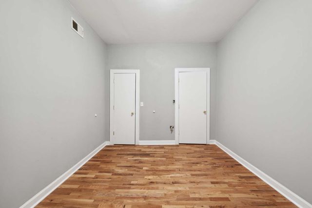 3322 W Congress Parkway, Chicago, IL 60624