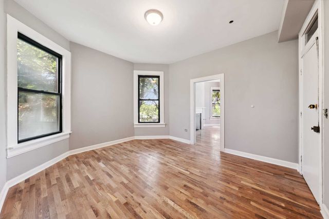 3322 W Congress Parkway, Chicago, IL 60624