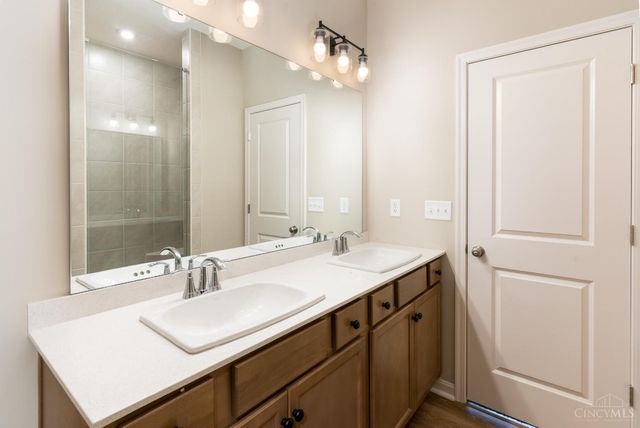 1131 Billingsley Drive, Batavia Twp, OH 45103