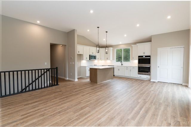 1131 Billingsley Drive, Batavia Twp, OH 45103