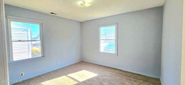 1767 Bernheim Ln, Louisville, KY 40210