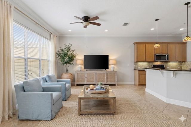 1106 CHARMING STREET, Maitland, FL 32751