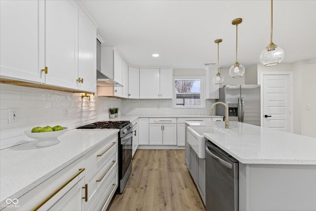 5086 State Road 46 E, Nashville, IN 47448