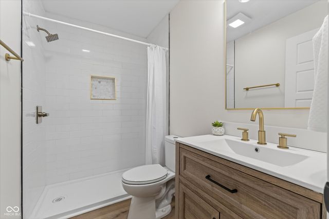 5086 State Road 46 E, Nashville, IN 47448