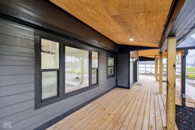 5086 State Road 46 E, Nashville, IN 47448