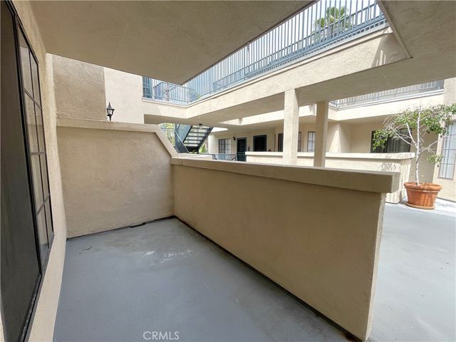 1130 Newport Avenue 202, Long Beach, CA 90804