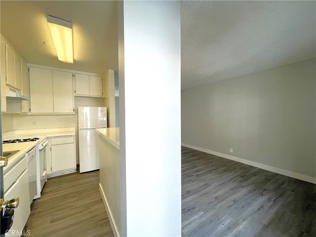 1130 Newport Avenue 202, Long Beach, CA 90804