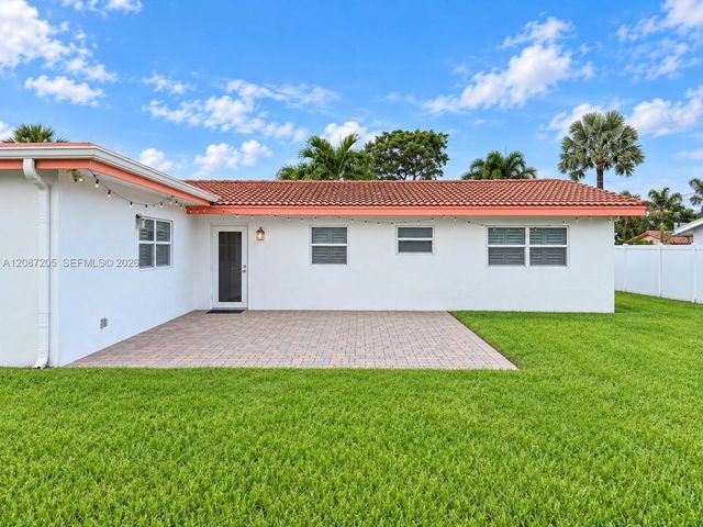 148 NW 8th Street 0, Boca Raton, FL 33432