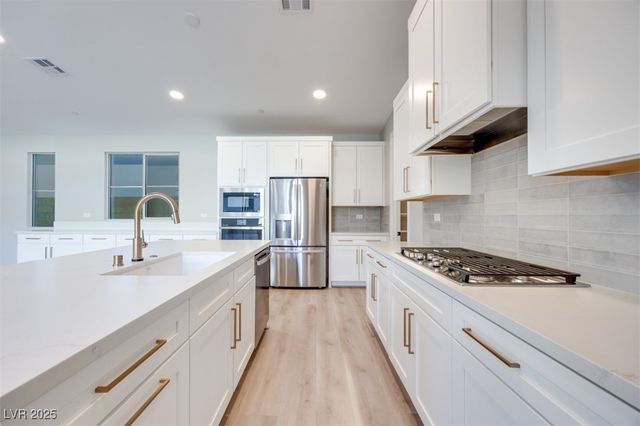 1030 Soaring Sage Avenue, Las Vegas, NV 89138