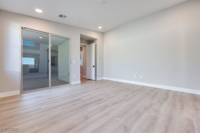 1030 Soaring Sage Avenue, Las Vegas, NV 89138