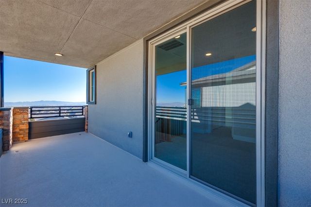 1030 Soaring Sage Avenue, Las Vegas, NV 89138