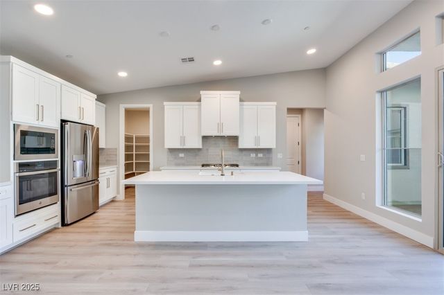 1030 Soaring Sage Avenue, Las Vegas, NV 89138