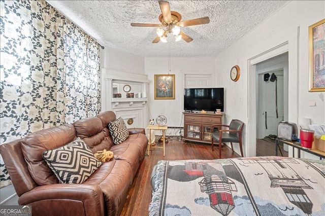 420 W 42Nd Street, Savannah, GA 31401