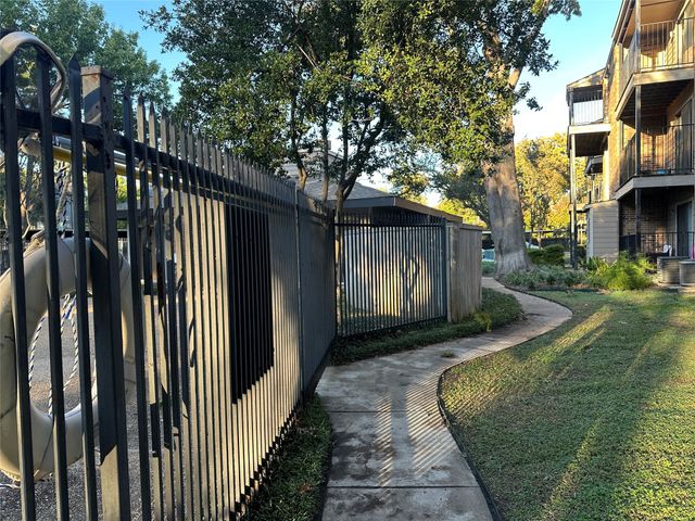 8109 Skillman Street 2007, Dallas, TX 75231