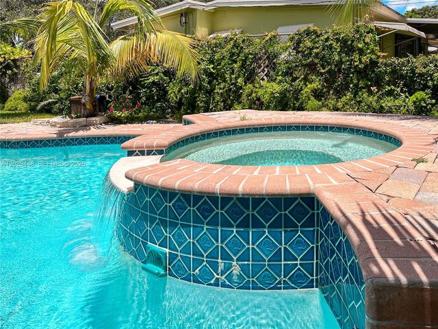 3390 SW 21st Street, Fort Lauderdale, FL 33312