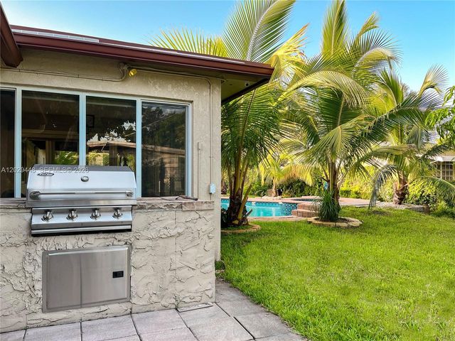 3390 SW 21st Street, Fort Lauderdale, FL 33312