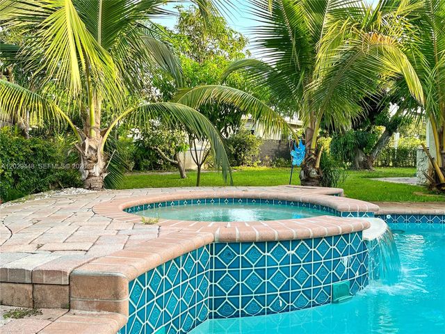 3390 SW 21st Street, Fort Lauderdale, FL 33312