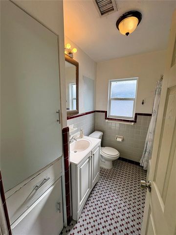 1708 E MAIN STREET, Lakeland, FL 33801
