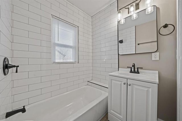 7233 Park Avenue, Kansas City, MO 64132