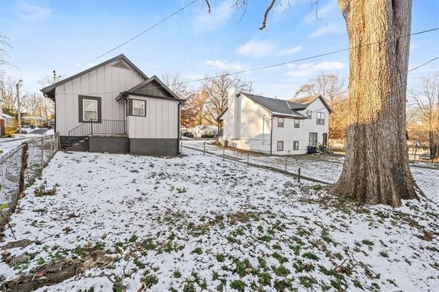 7233 Park Avenue, Kansas City, MO 64132