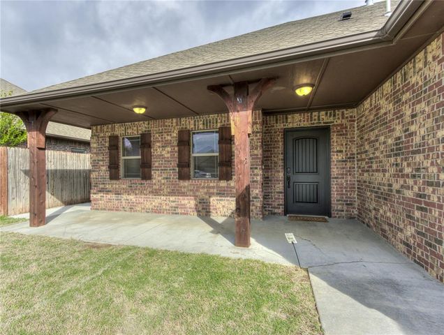20647 Frontier Avenue, Harrah, OK 73045