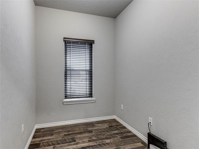 20647 Frontier Avenue, Harrah, OK 73045