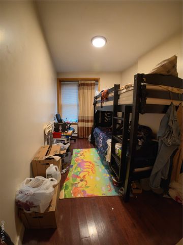 10418 Jamaica Avenue, Richmond Hill, NY 11418