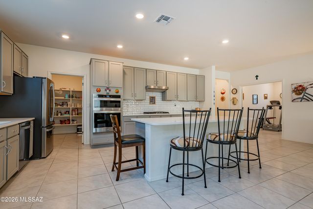 9467 N Sunstone Moon Place, Tucson, AZ 85742