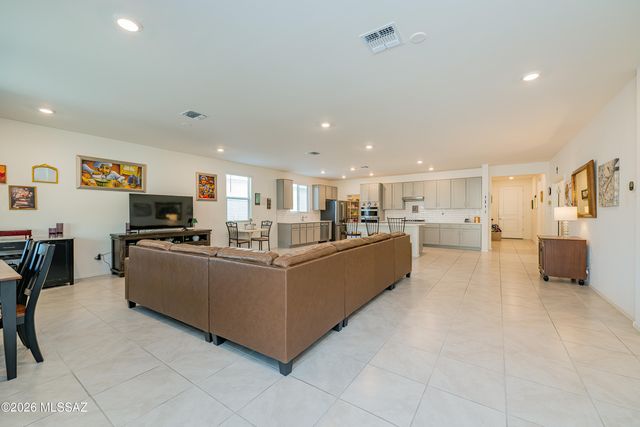 9467 N Sunstone Moon Place, Tucson, AZ 85742