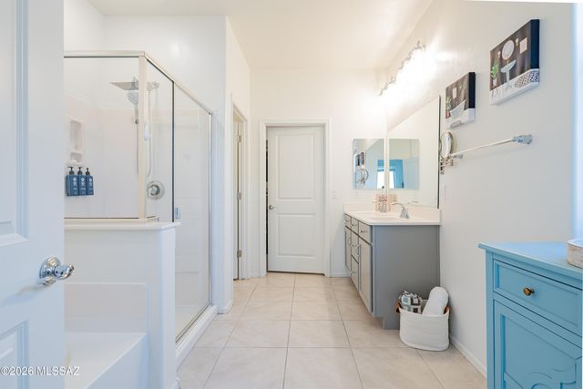 9467 N Sunstone Moon Place, Tucson, AZ 85742