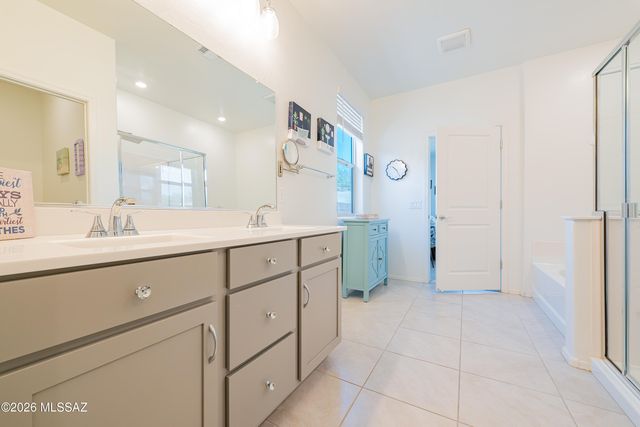 9467 N Sunstone Moon Place, Tucson, AZ 85742
