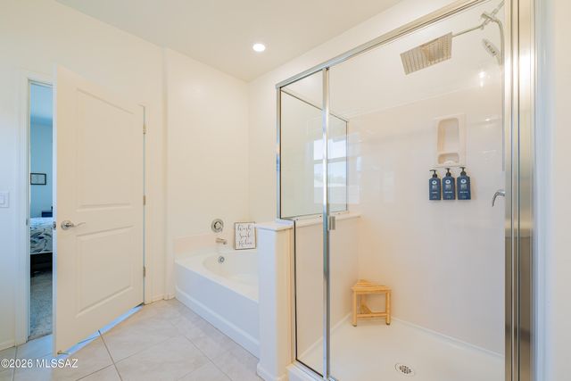 9467 N Sunstone Moon Place, Tucson, AZ 85742
