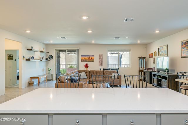 9467 N Sunstone Moon Place, Tucson, AZ 85742