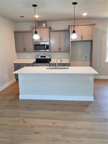24350 SW 18TH LANE, Newberry, FL 32669